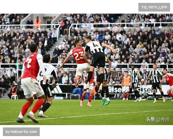 沃尔特首秀打进制胜球 纽卡斯尔联1-0战胜狼队迎赛季首胜